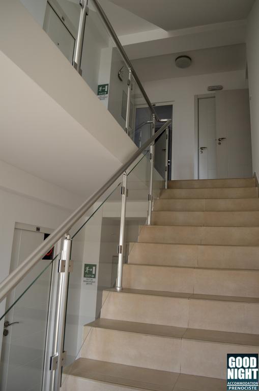 Apartments Good Night Nis Exterior photo