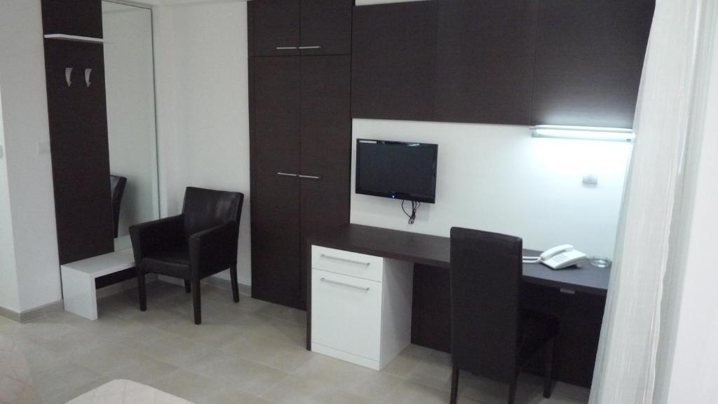 Apartments Good Night Nis Room photo