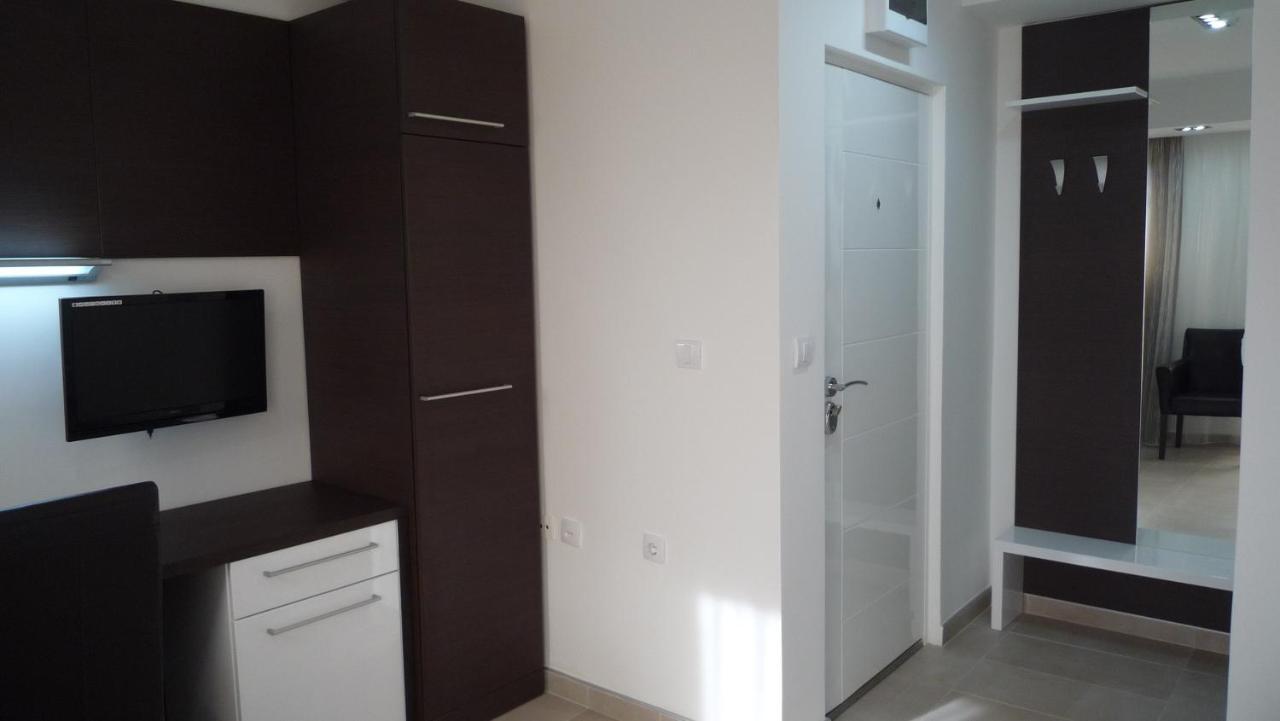 Apartments Good Night Nis Exterior photo